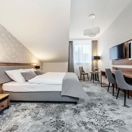 Vinfort Aparthotel Kraków Eksteriør billede