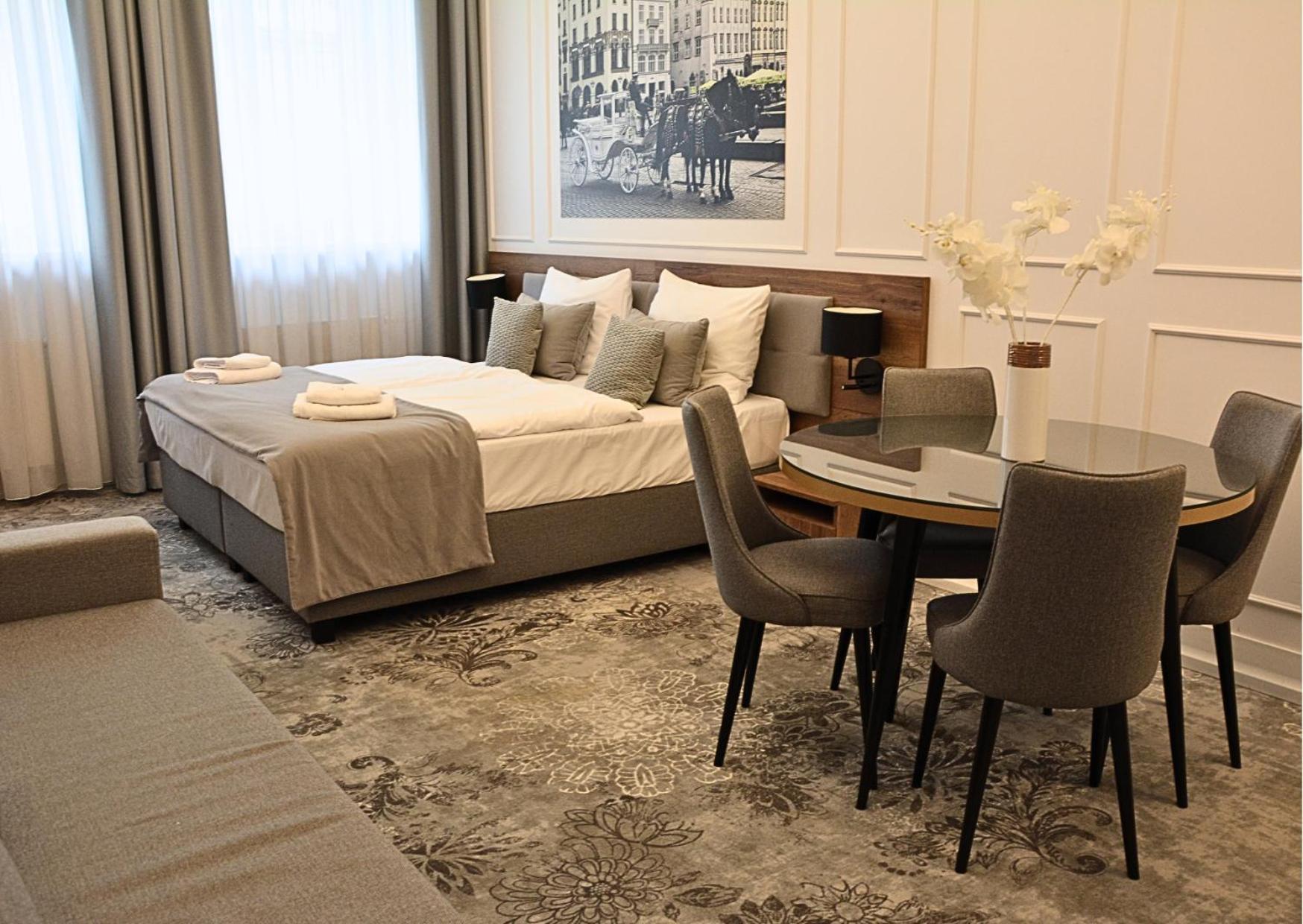 Vinfort Aparthotel Kraków Eksteriør billede