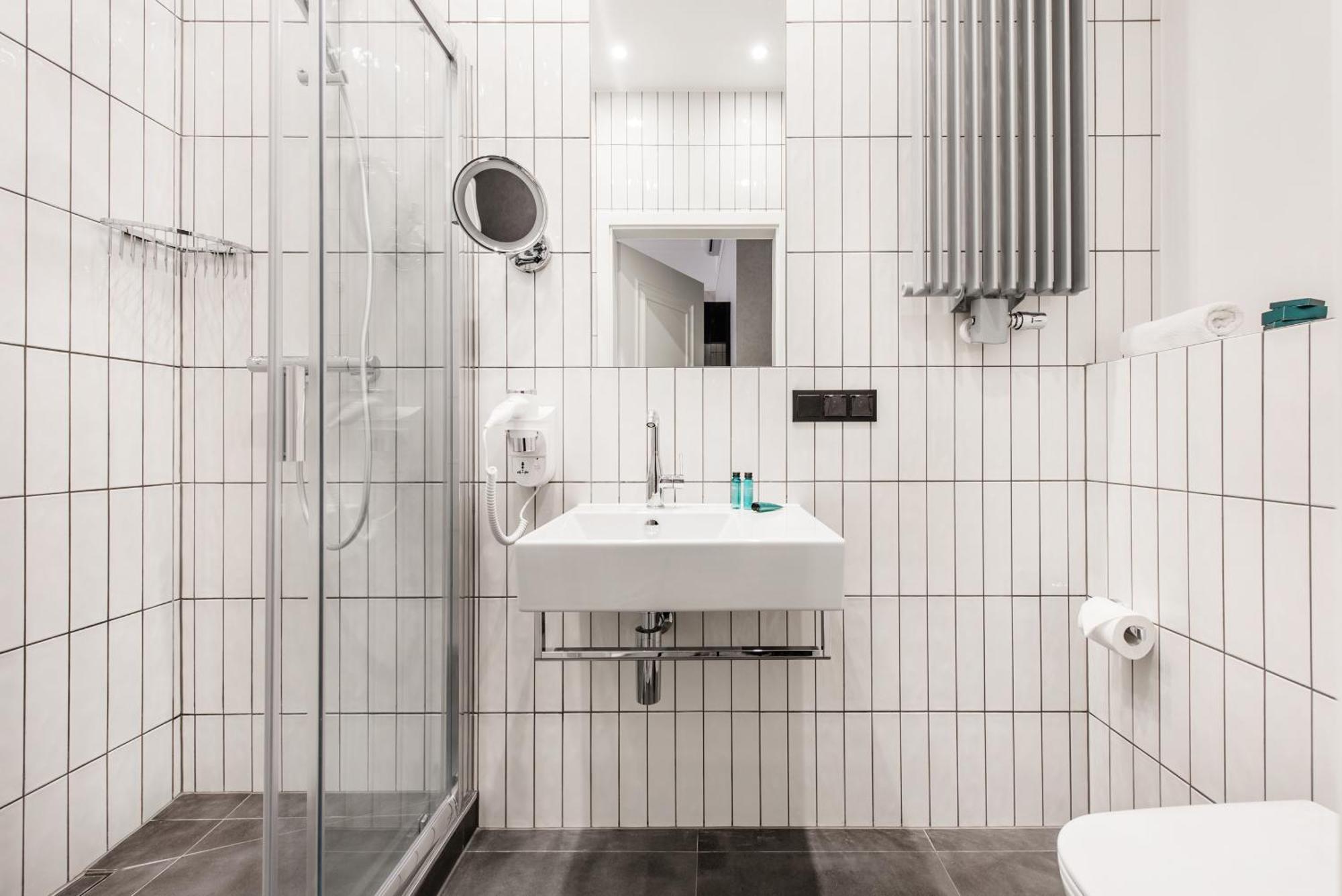 Vinfort Aparthotel Kraków Eksteriør billede